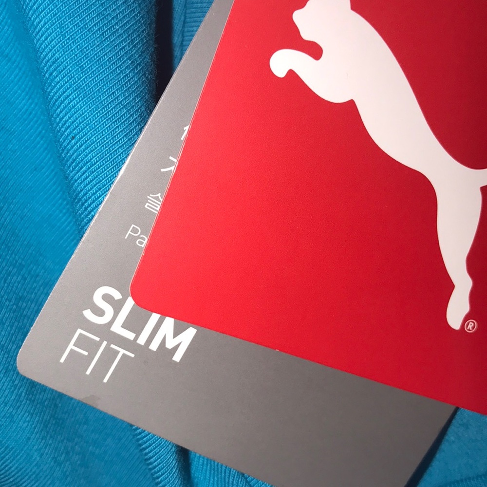 Puma - Picture 3 of 3